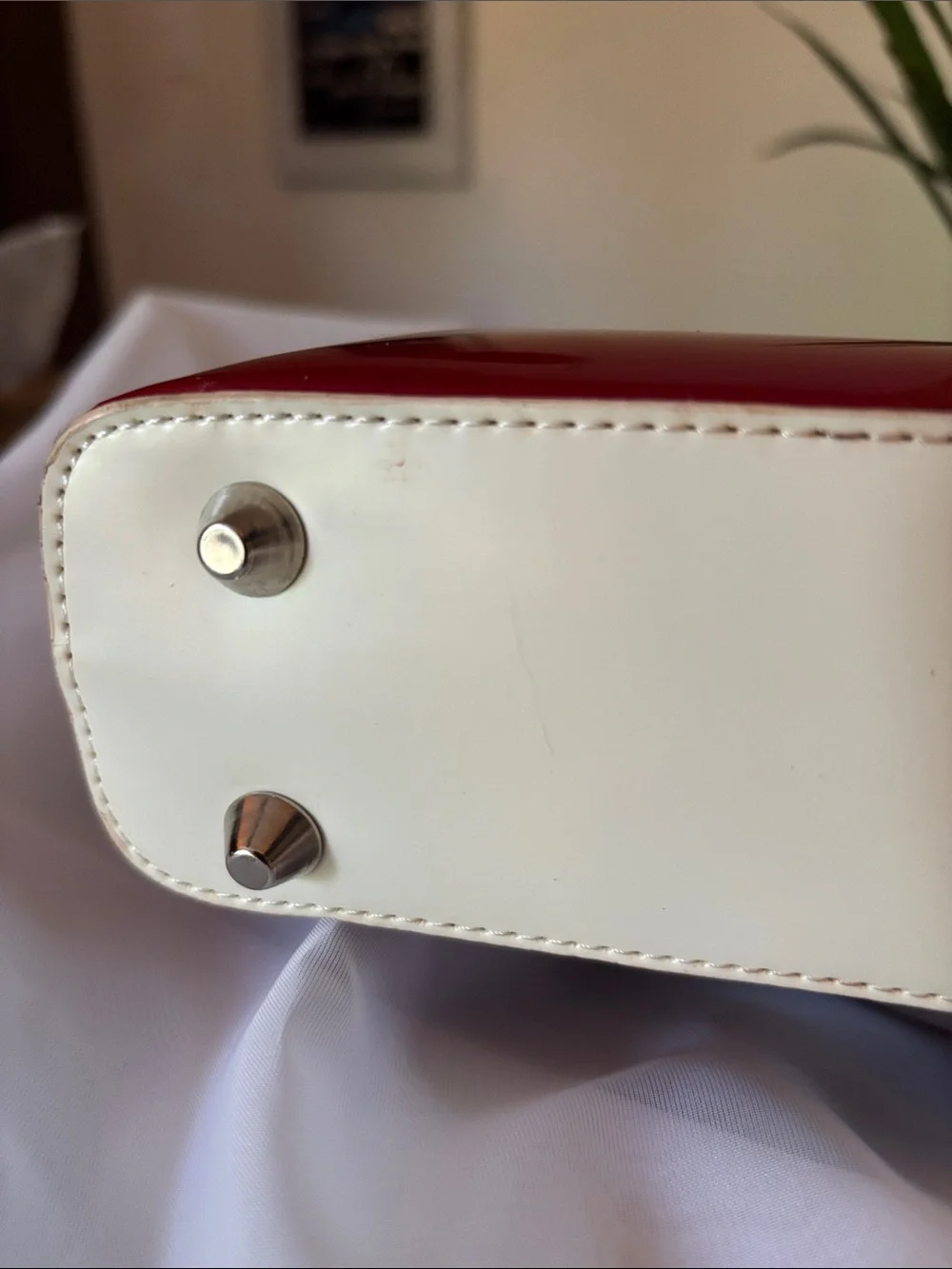 Beijo Red Patent vinyl clutch/shoulder bag Y2K